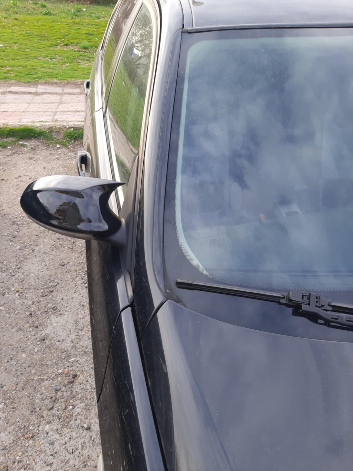 Капаци за огледала БАТМАН дизайн за BMW 3 серия E90 2004-2008 - черен пиано лак