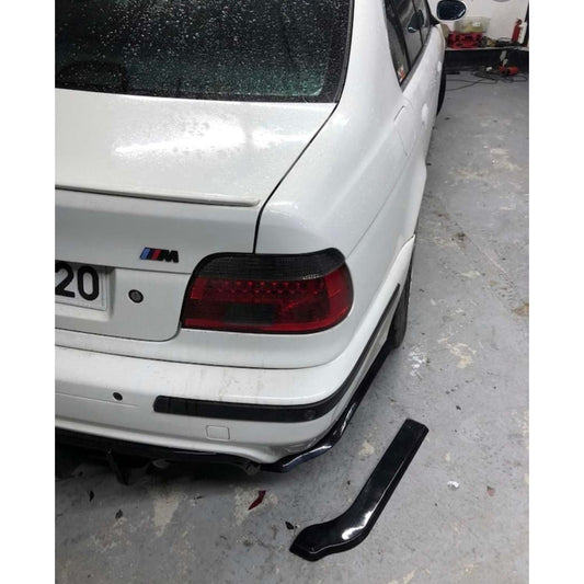 Eleron spate M Technic / M Sport pentru BMW E39 – Negru lucios