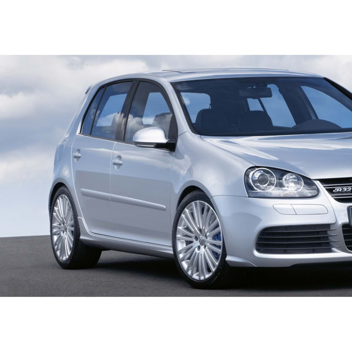 Praguri stil GTI pentru Volkswagen Golf 5
