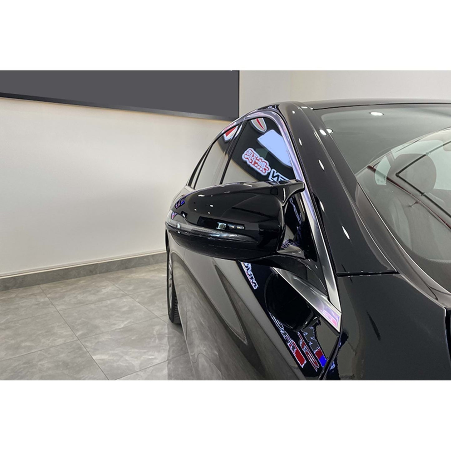 Carcase oglinzi retrovizoare în stil Batman pentru Mercedes W213 (Clasa E, 2016–2020)