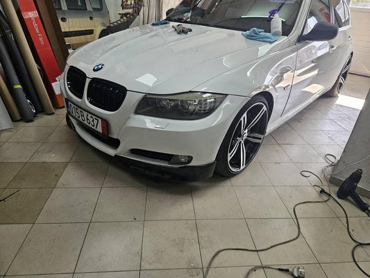 SPLITTERE BARĂ FAȚĂ STANDARD PENTRU BMW E90 LCI 2008-2011