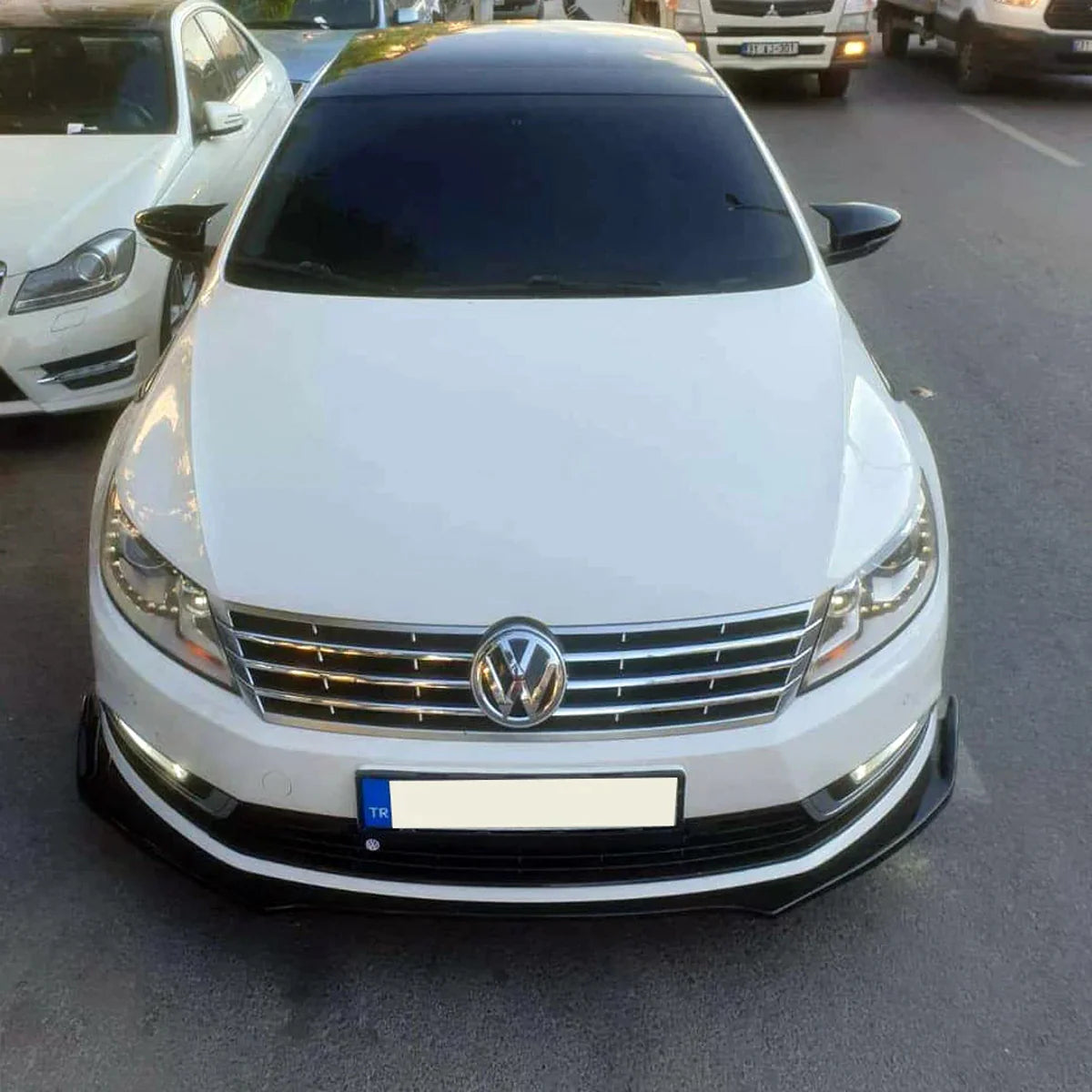 Huse oglindă design BATMAN pentru VW PASSAT B7 - lac negru piano