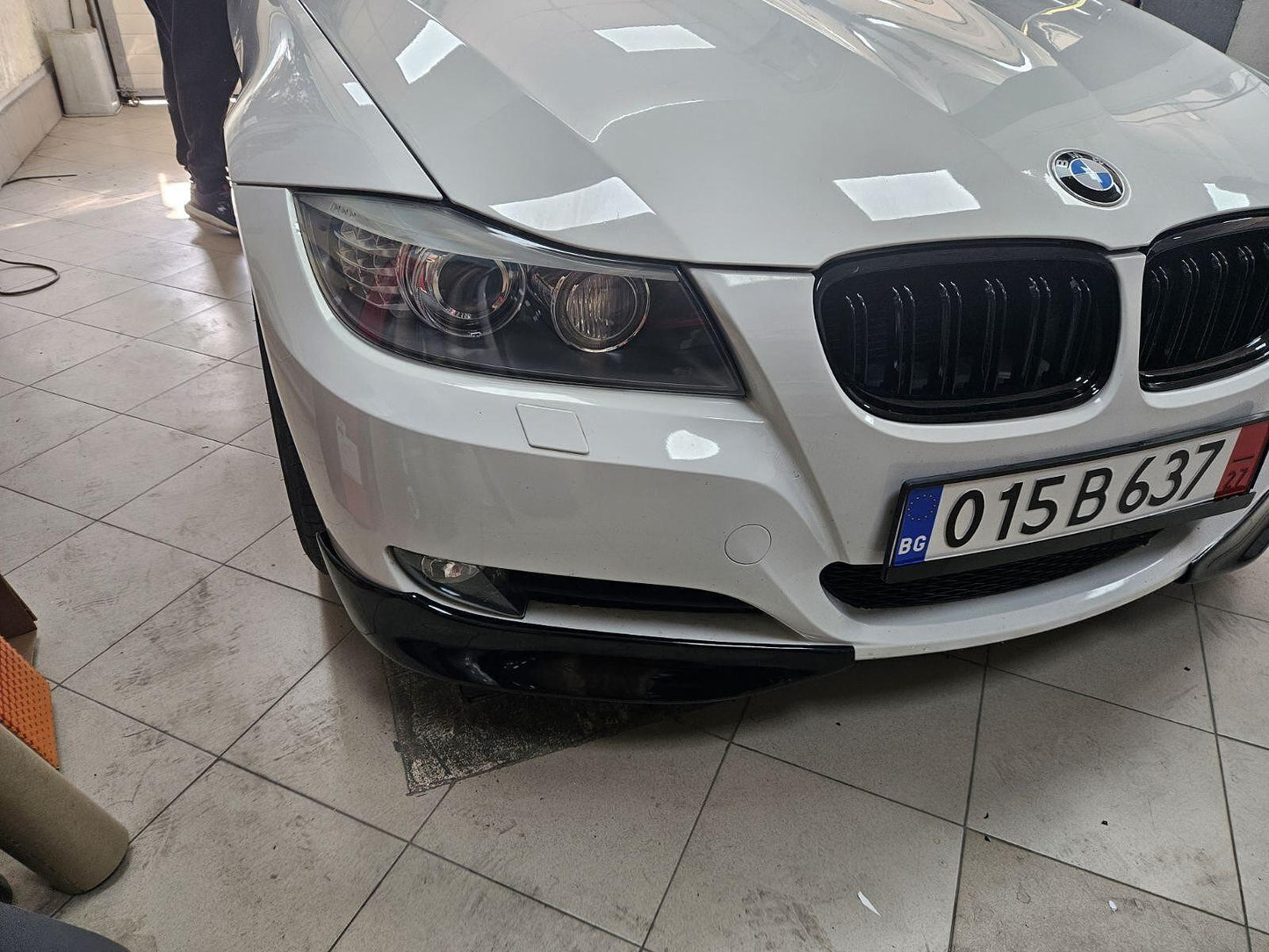 СПЛИТЕРИ ЗА ПРЕДНА БРОНЯ СТАНДАРТНА ЗА BMW E90 LCI 2008-2011