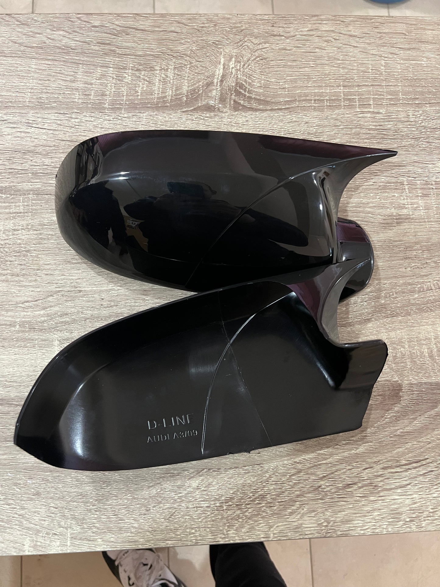 CARCASE OGLINZI PENTRU AUDI A4 B8 2008-2014 CU SEMNALIZARE SUB CARCASĂ