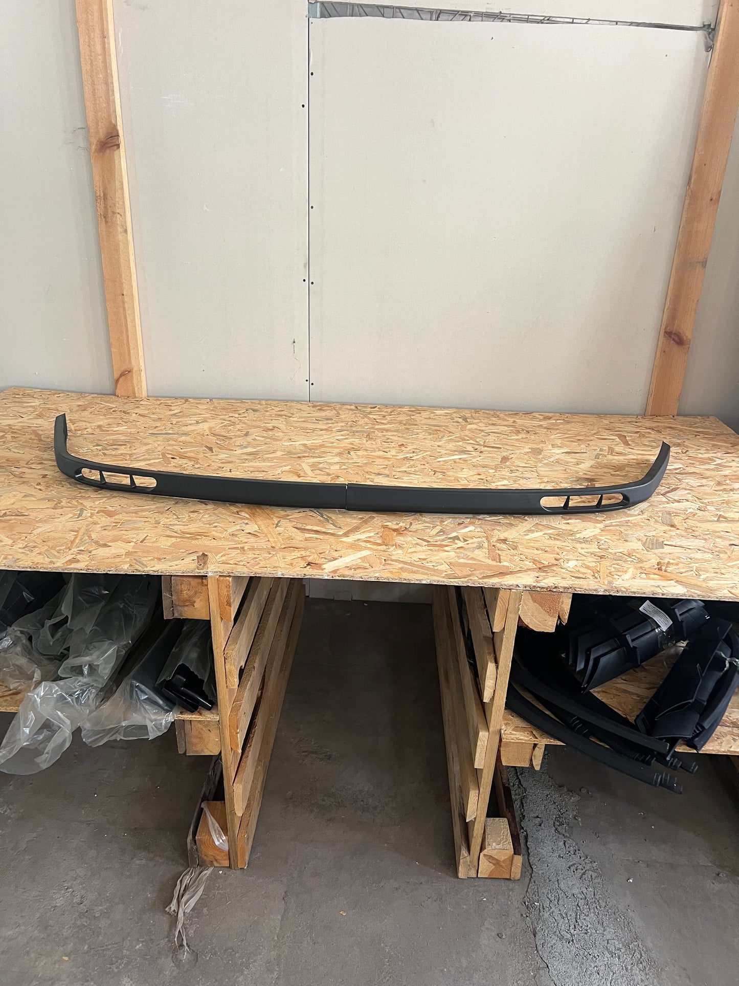 SPOILER UNIVERSAL - STIL LAGUNA