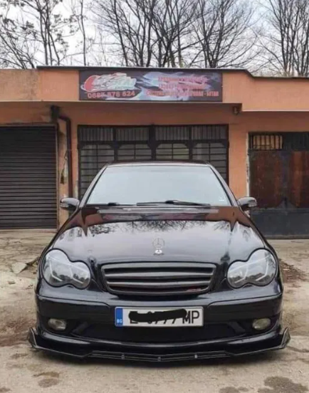 Преден спойлер / лип / нож за Mercedes W203