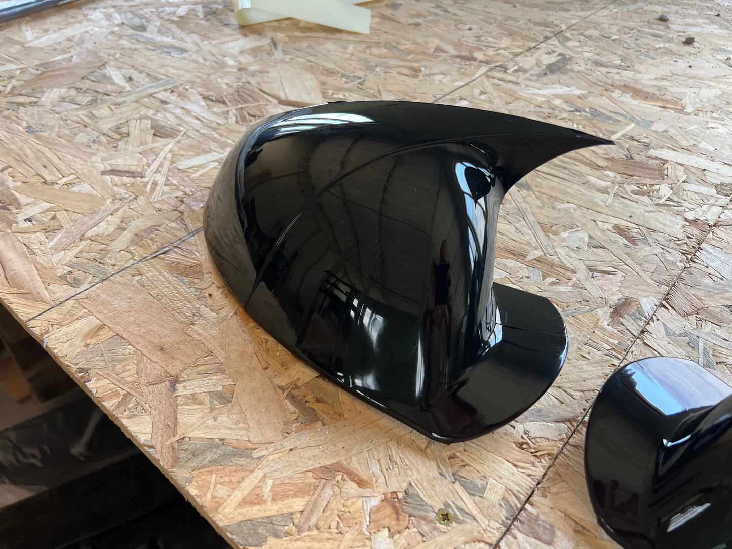 CARCASE OGLINZI PENTRU OPEL INSIGNIA 2008-2017