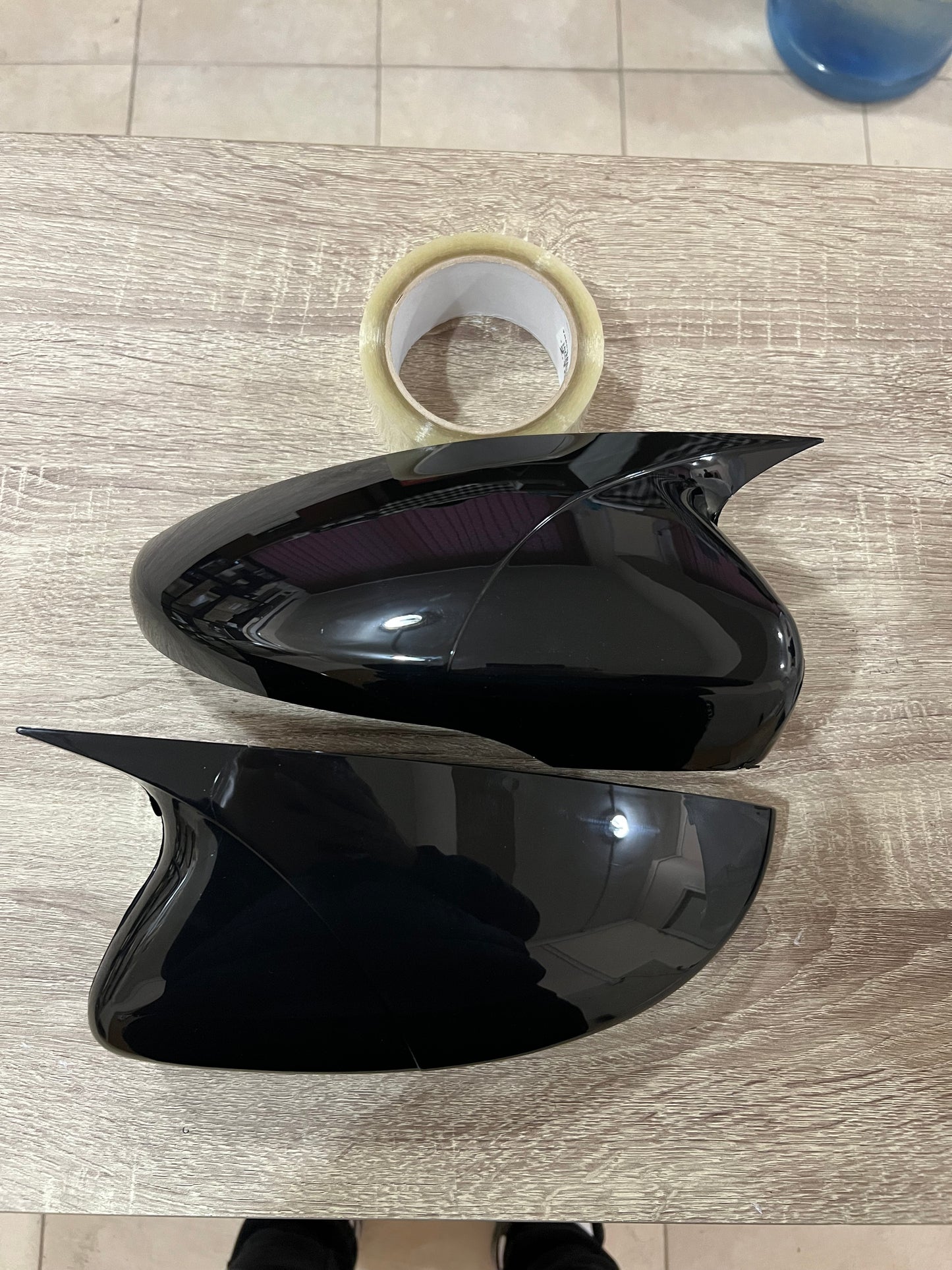 Huse oglindă design BATMAN pentru VW PASSAT B7 - lac negru piano