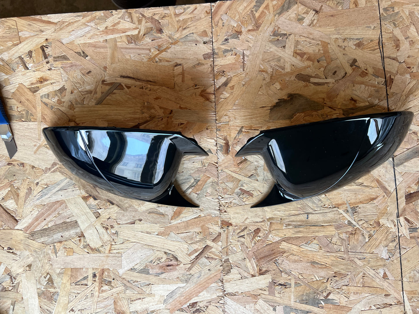 CARCASE OGLINZI PENTRU OPEL INSIGNIA 2008-2017