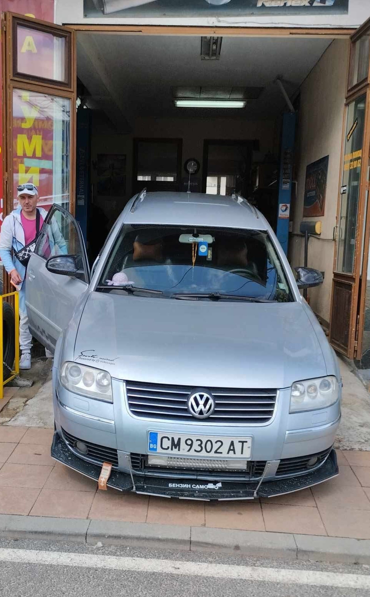 Huse oglindă design BATMAN pentru VW PASSAT B5 / B5.5 - lac negru piano