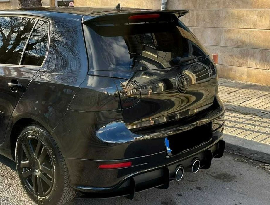 Difuzor spate R Max pentru Golf 5 – Negru mat, plastic ABS / 2003–2009