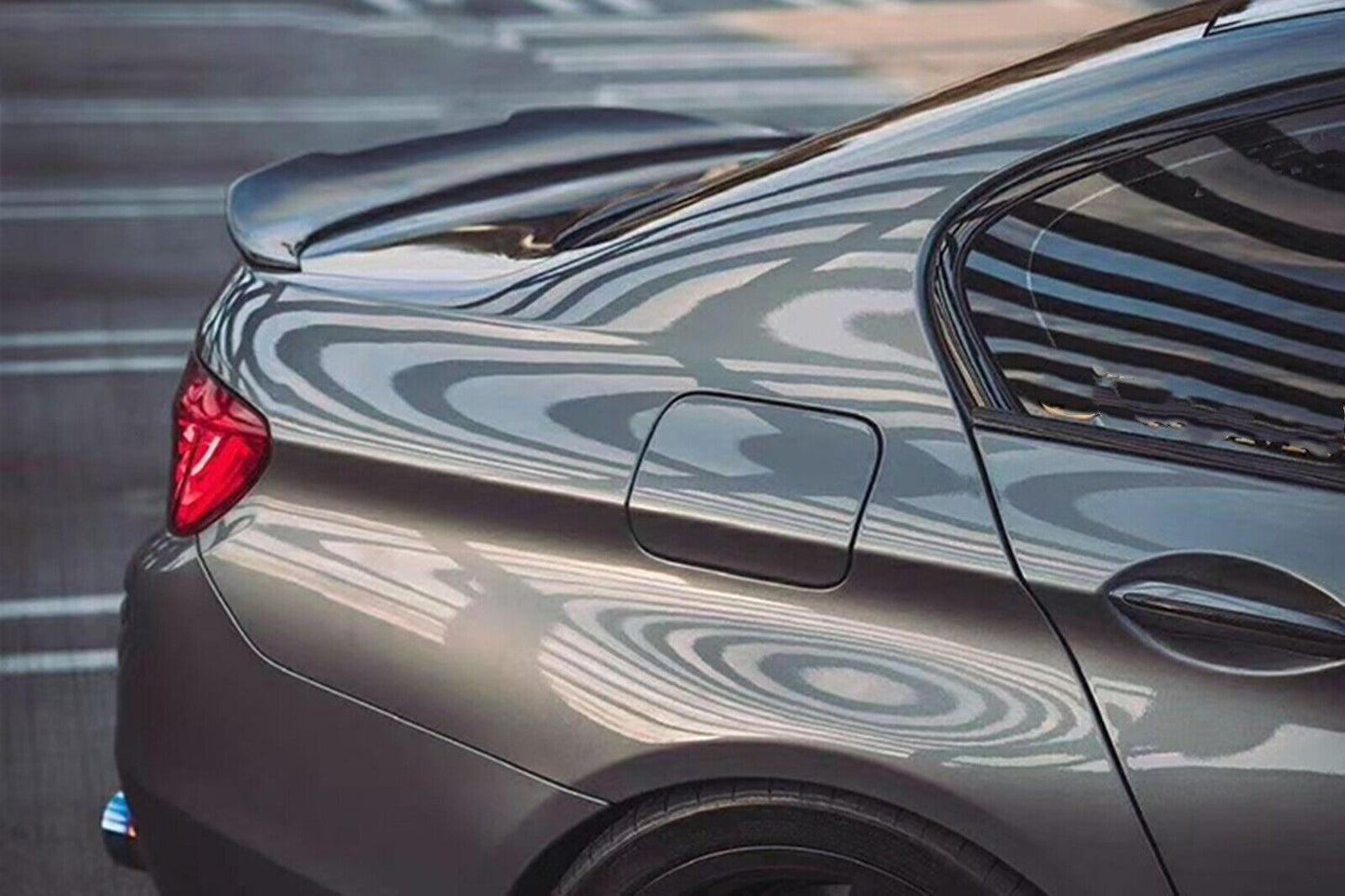 Заден спойлер стил PSM за BMW F10 черен пиано лак