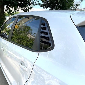 Accesorii tuning pentru geamurile laterale spate – VW Polo (2009–2017), negru lucios